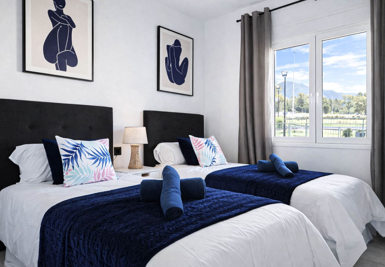 Apartment in Marbella - Modern 3 bedroom apartment in Puerto Banus 