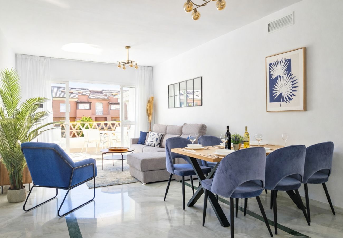 Apartment in Marbella - Modern 3 bedroom apartment in Puerto Banus 