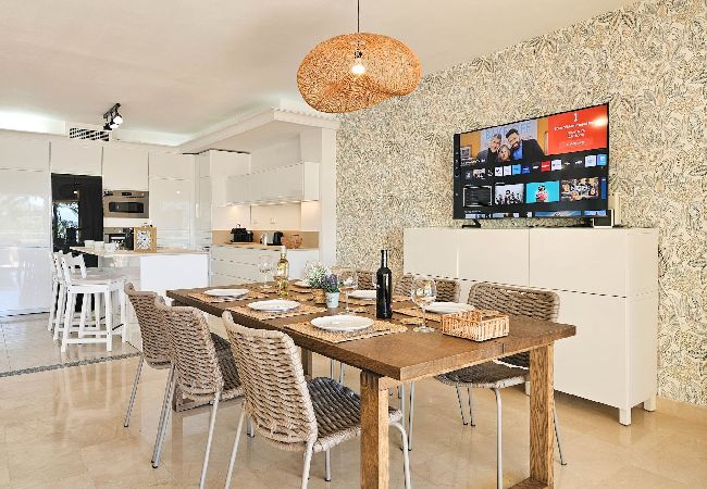 Apartment in Benalmádena - Beachfront property @ Benalmadena marina  Apartment in Benalmádena - Beachfront property @ Benalmadena marina