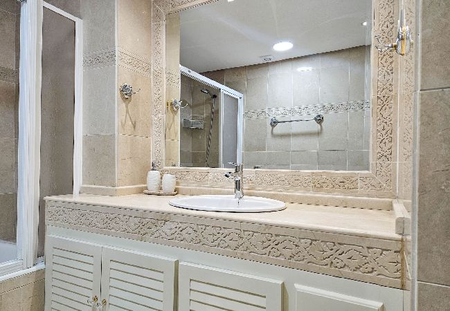 Apartment in Benalmádena - Beachfront property @ Benalmadena marina  Apartment in Benalmádena - Beachfront property @ Benalmadena marina