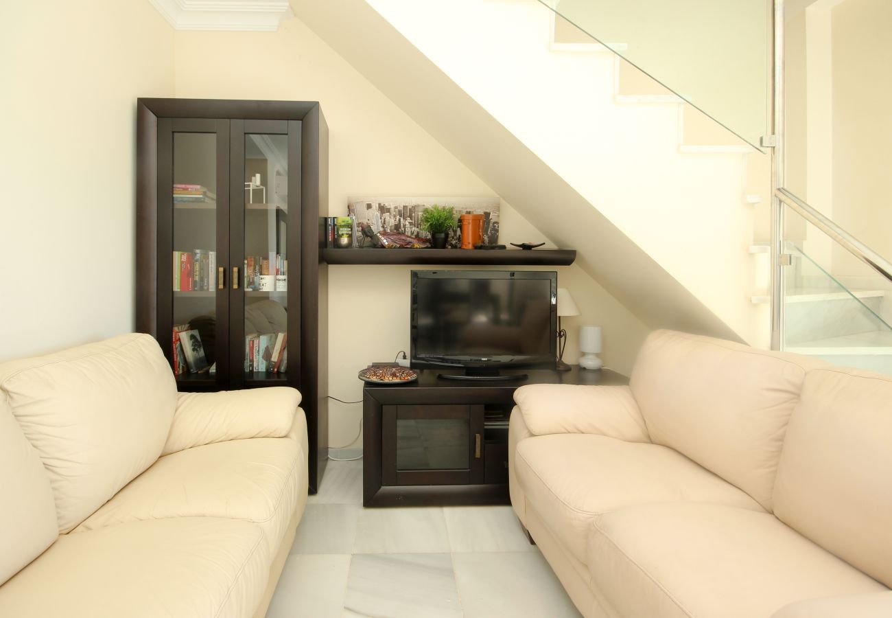 Apartment in Estepona - 2 Bedroom Penthouse Punta Plata Beach Estepona 50m from beach