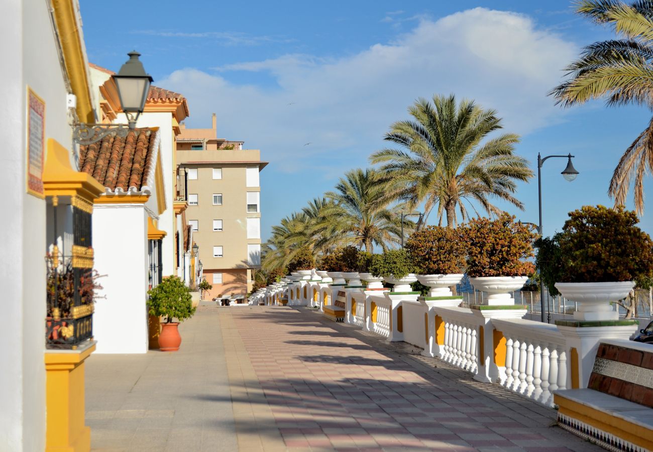 Apartment in Estepona - 2 Bedroom Penthouse Punta Plata Beach Estepona 50m from beach