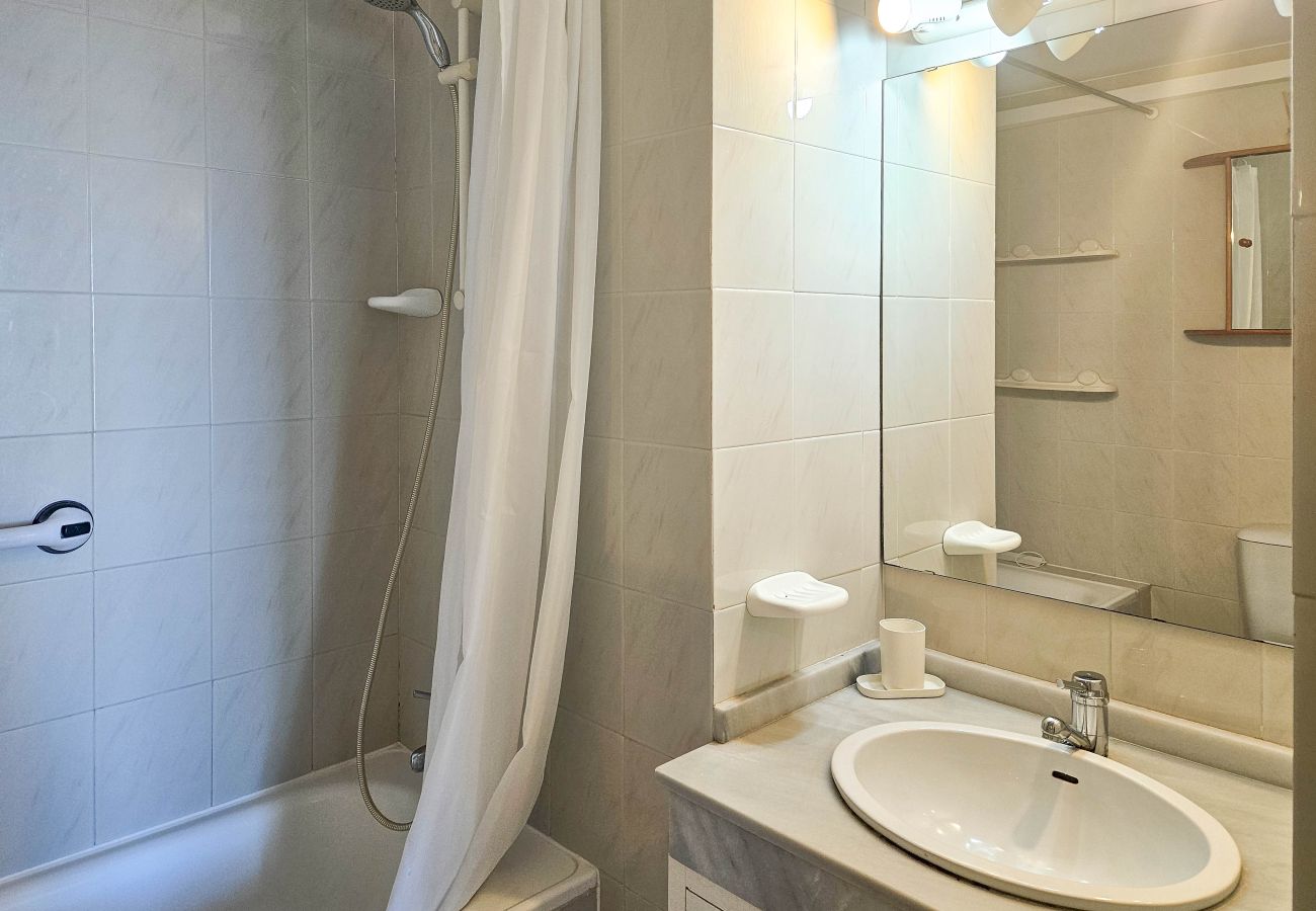 Apartment in Mijas Costa - Seaview apartment in El Porton Calahonda