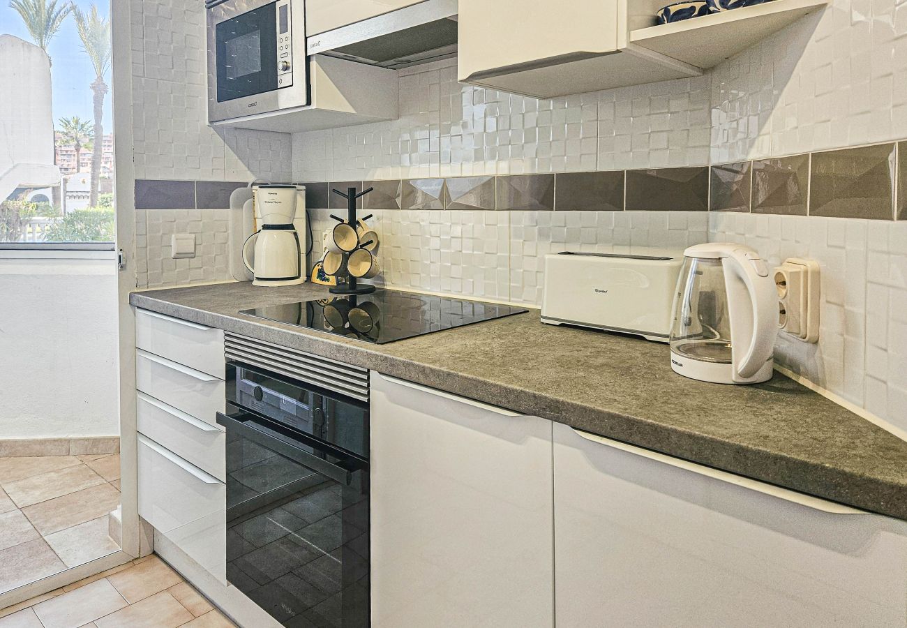 Apartment in Mijas Costa - Seaview apartment in El Porton Calahonda