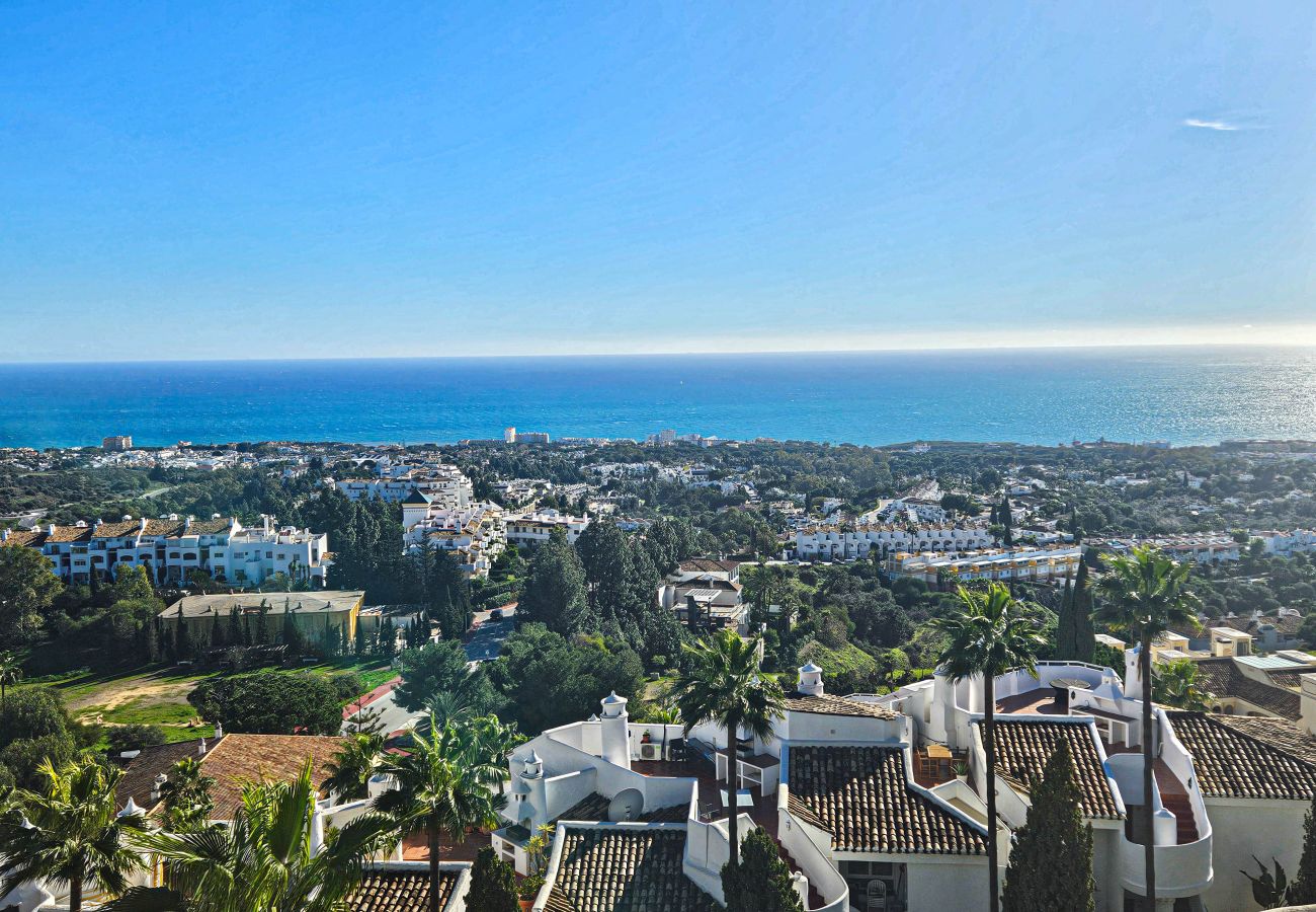 Apartment in Mijas Costa - Seaview apartment in El Porton Calahonda