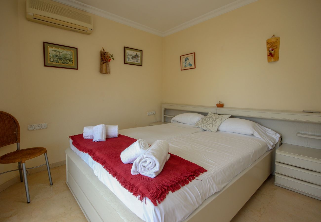 Apartment in Torremolinos - 1 Bedroom Holiday Rental Apartment in Torremolinos close to beach