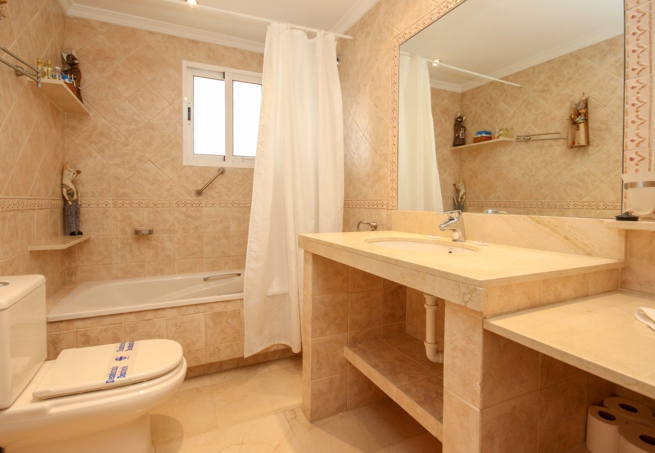 Apartment in Torremolinos - 1 Bedroom Holiday Rental Apartment in Torremolinos close to beach