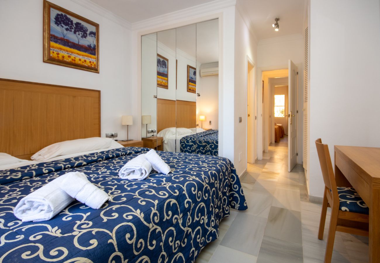 Apartment in Mijas Costa - 2 Bedroom Apartment in Oasis Resort in Riviera del Sol