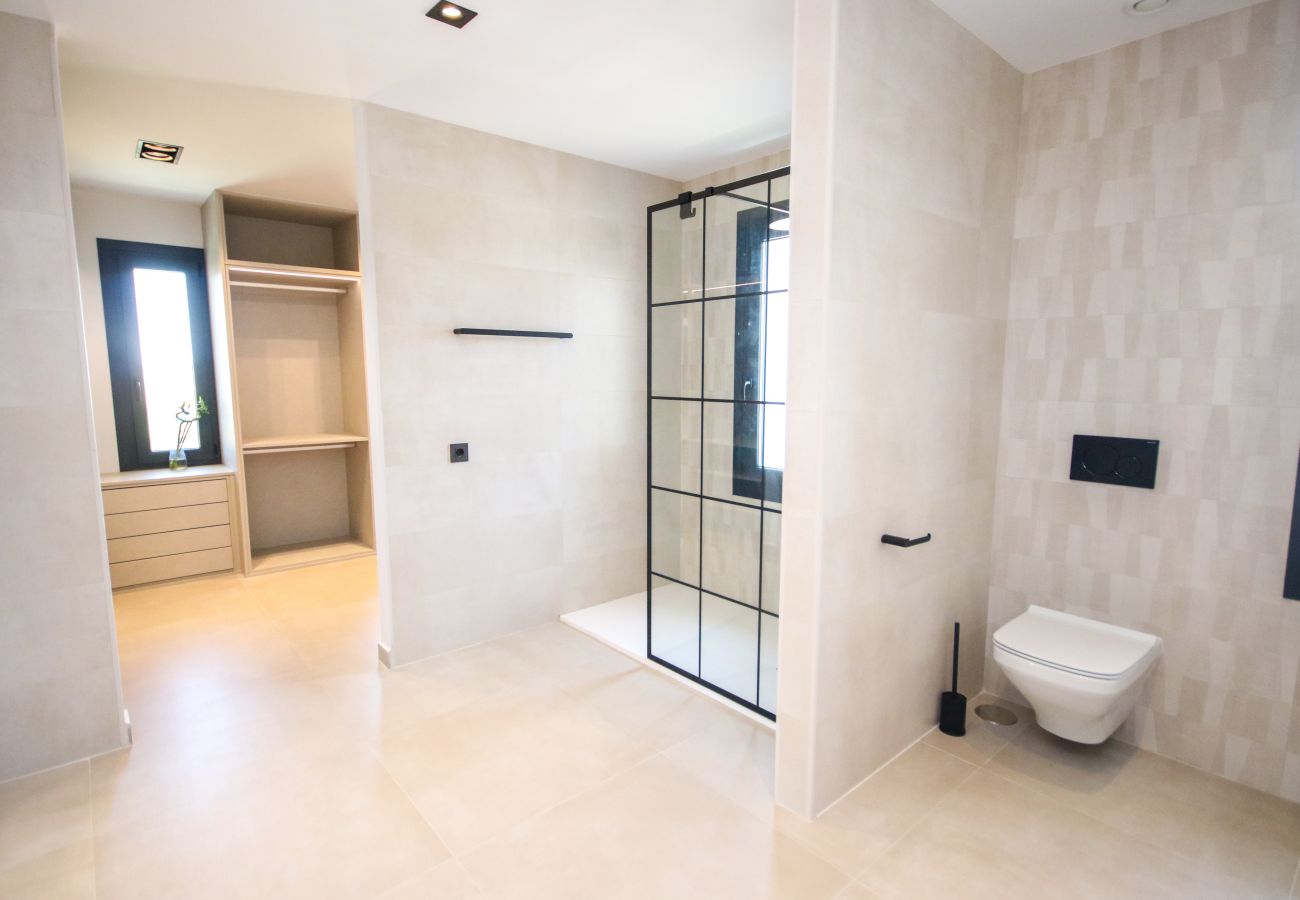 Villa in La Cala de Mijas - Spectacular 4 bedroom villa front line golf with private pool and sea views La Cala de Mijas