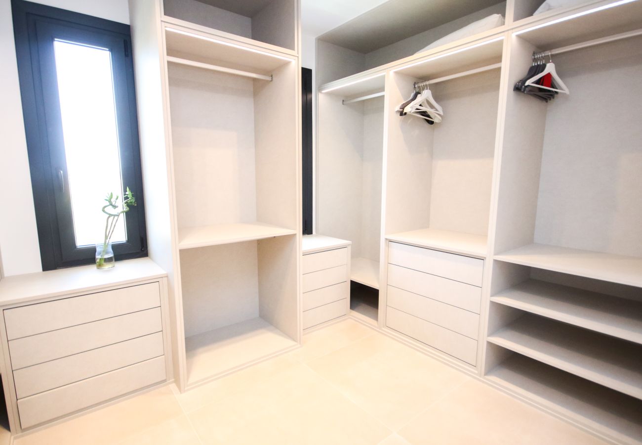 Villa in La Cala de Mijas - Spectacular 4 bedroom villa front line golf with private pool and sea views La Cala de Mijas