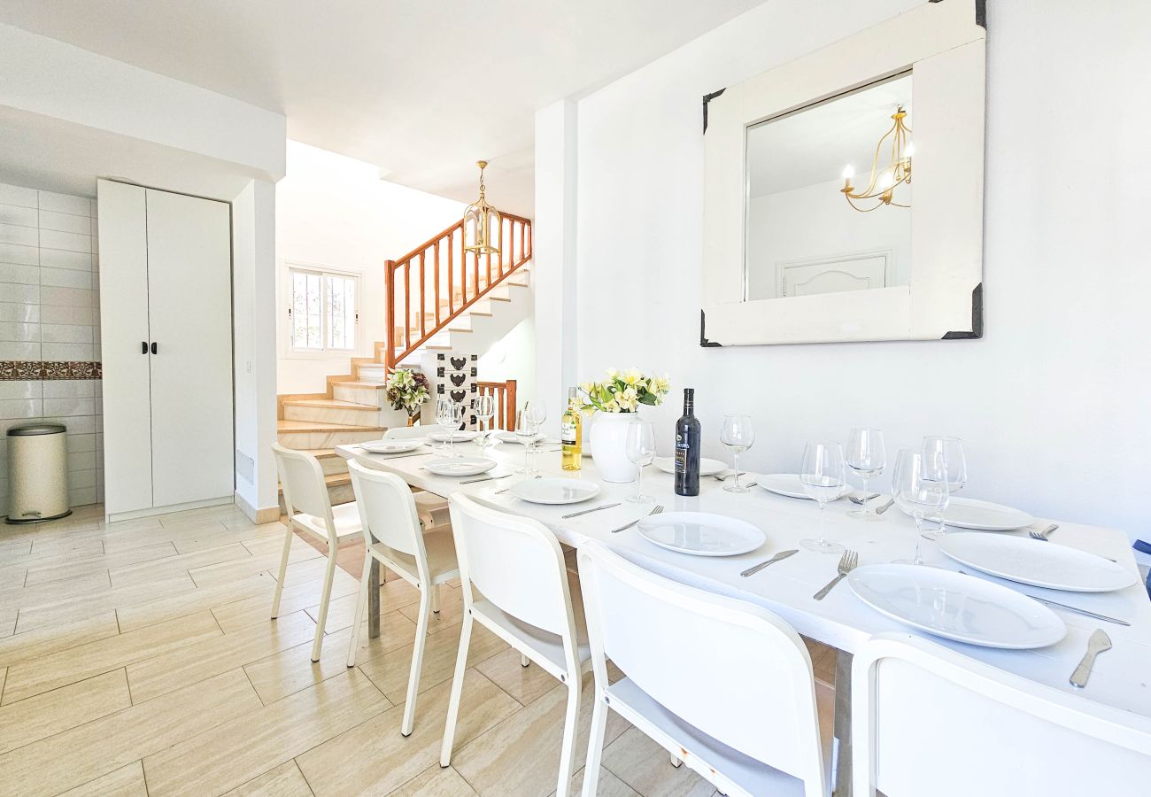 Terraced House in Mijas Costa - Beautiful 6 bedroom Townhouse very close to the sea El Faro