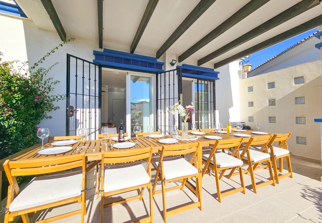 Terraced House in Mijas Costa - Beautiful 6 bedroom Townhouse very close to the sea El Faro