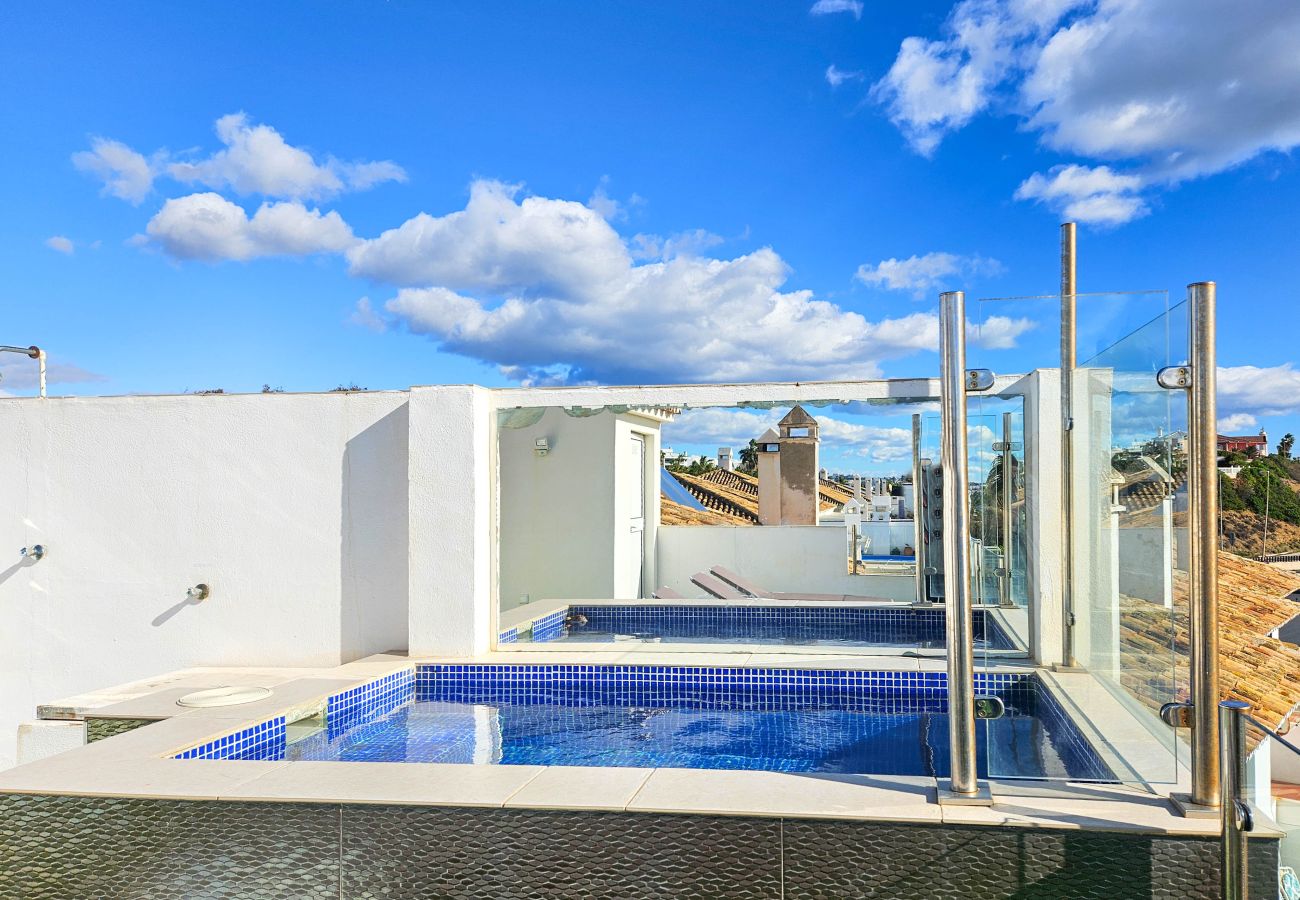 Terraced House in Mijas Costa - Beautiful 6 bedroom Townhouse very close to the sea El Faro