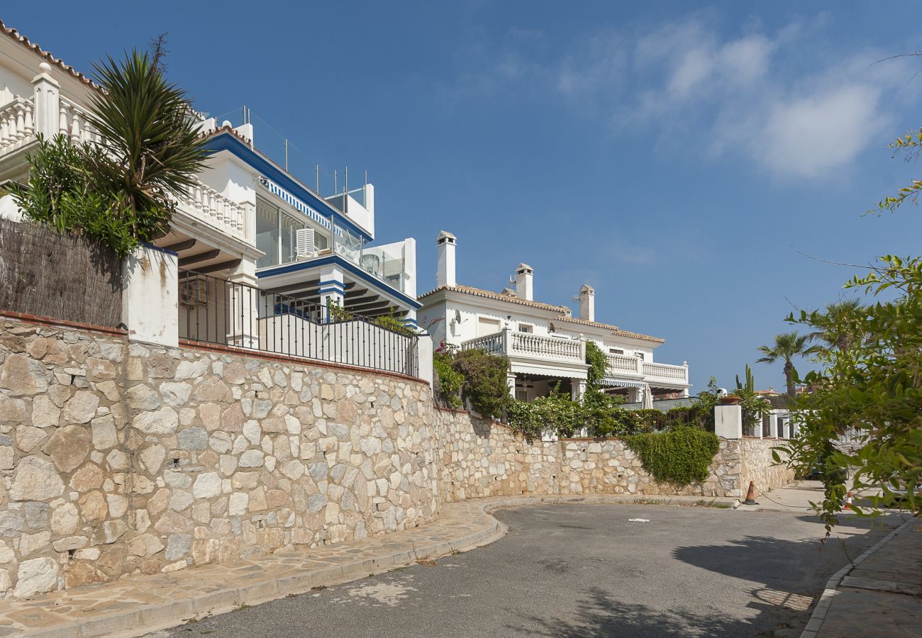 Terraced House in Mijas Costa - Beautiful 6 bedroom Townhouse very close to the sea El Faro
