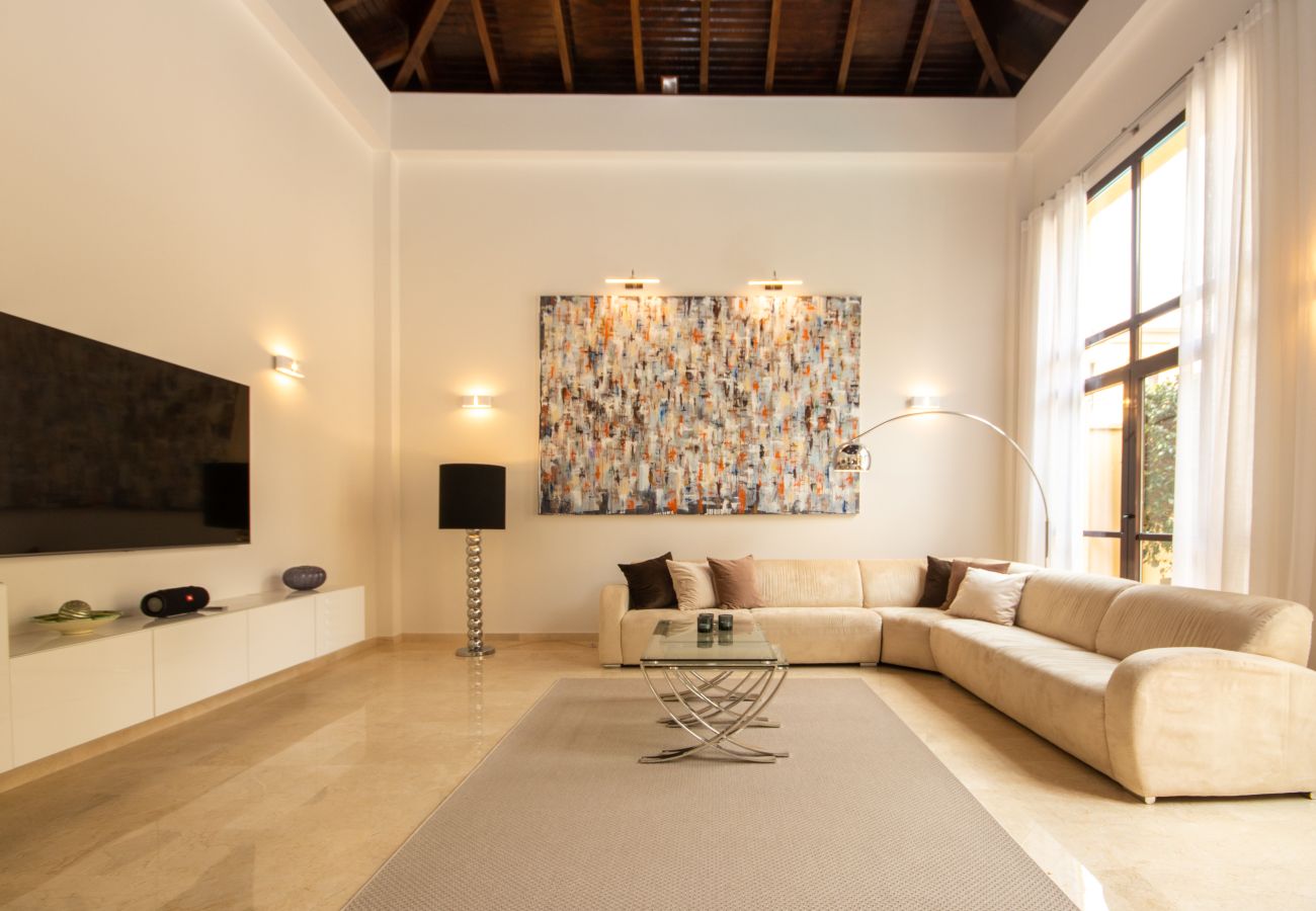 Terraced House in Puerto Banus - Luxury modern 4 bedroom townhouse near Puerto Banus with private pool