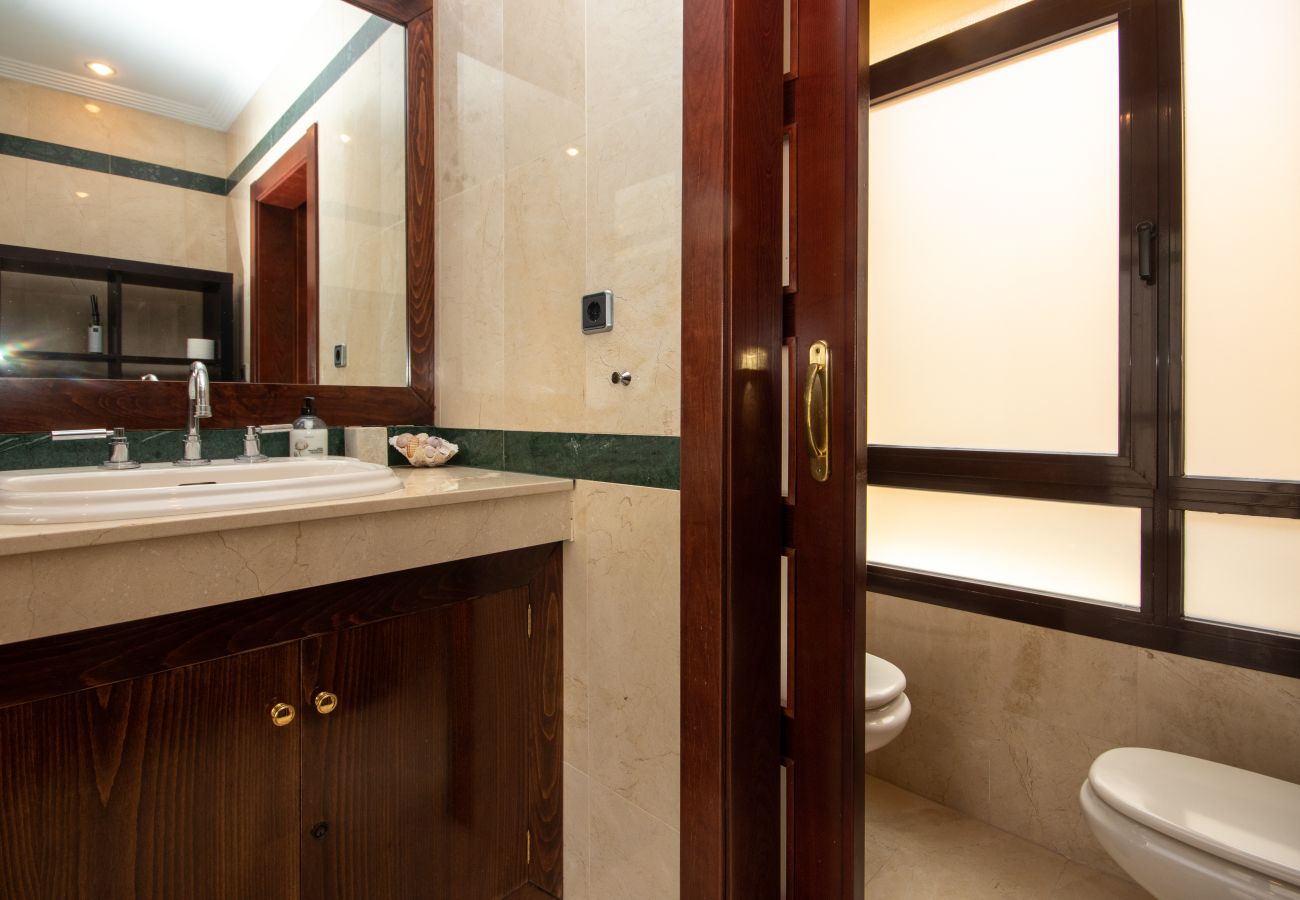 Terraced House in Puerto Banus - Luxury modern 4 bedroom townhouse near Puerto Banus with private pool