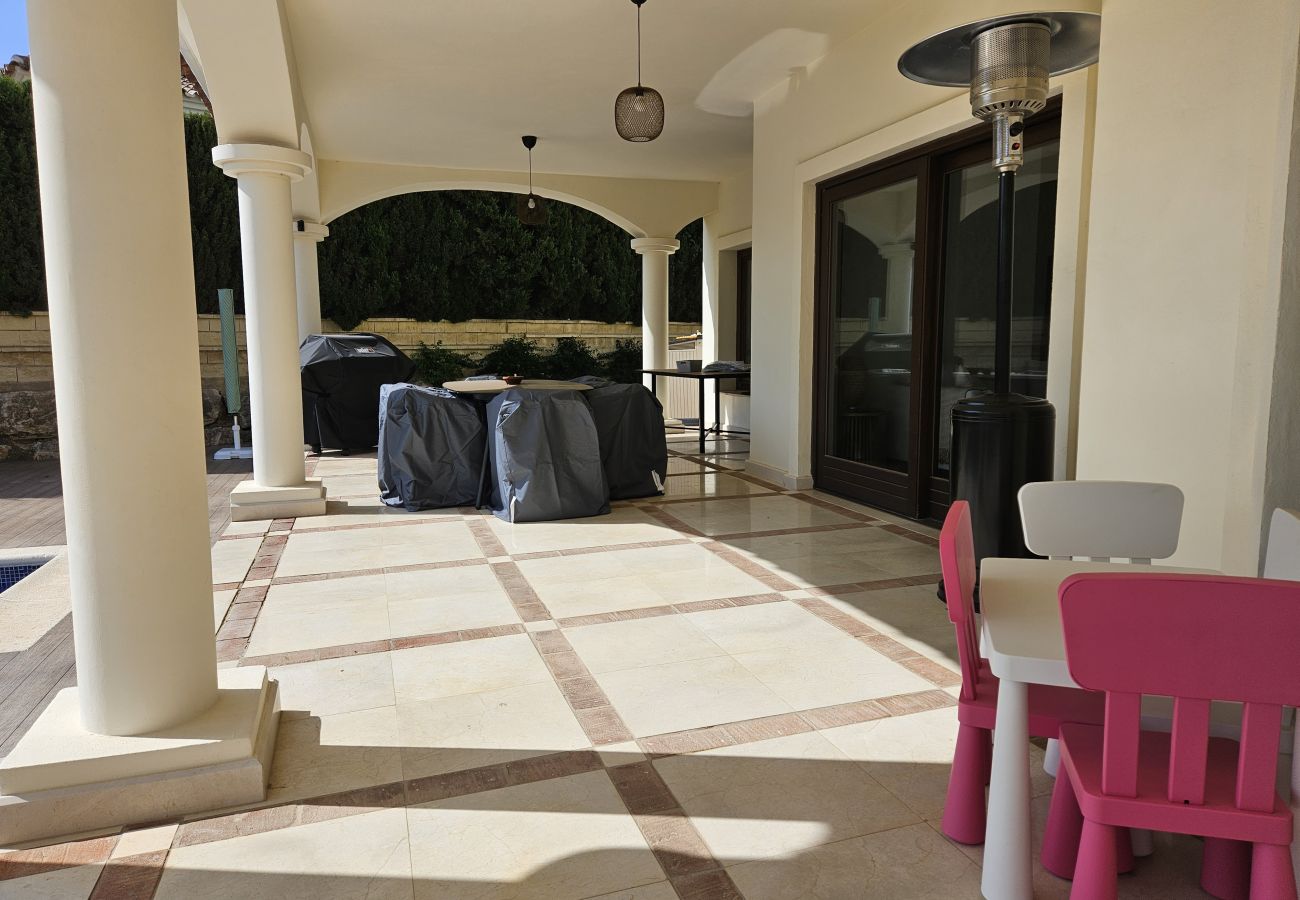 Villa in Mijas Costa - 2467
