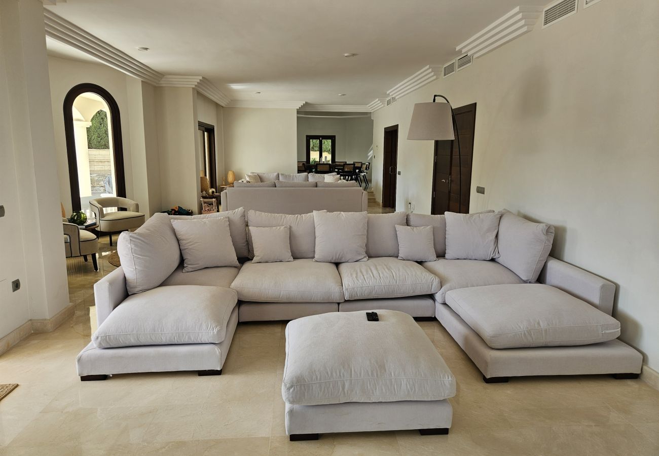 Villa in Mijas Costa - 2467