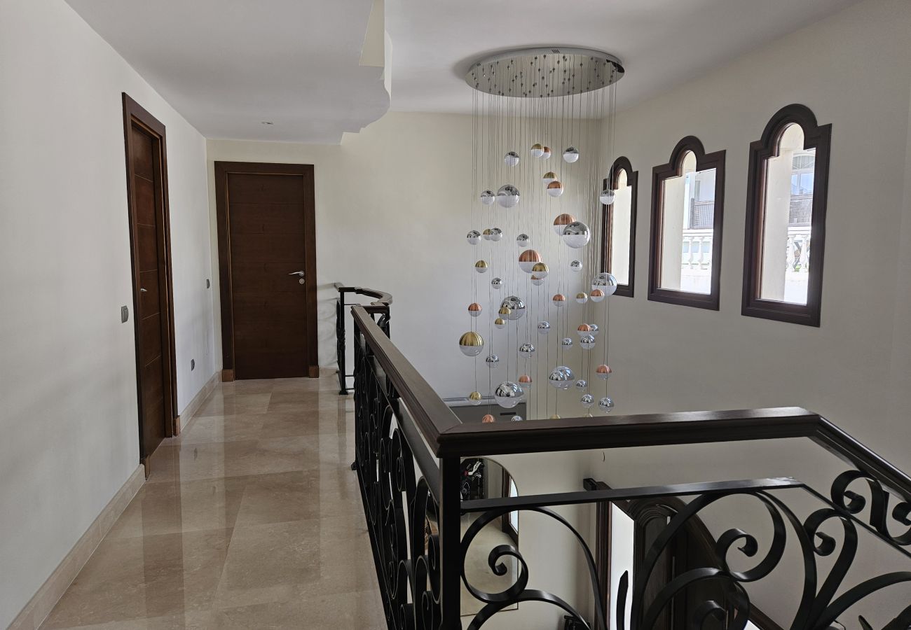 Villa in Mijas Costa - 2467