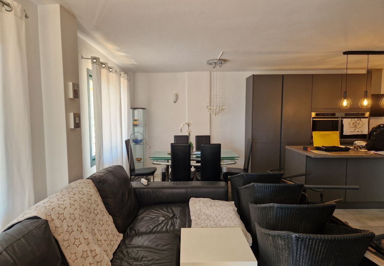 Apartment in Benalmádena - 2412
