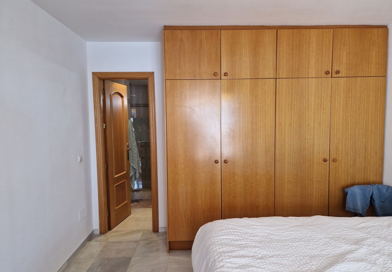 Apartment in Benalmádena - 2412