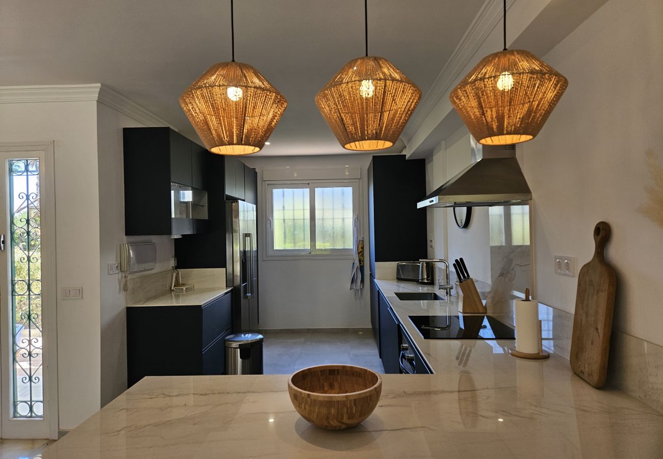 Terraced House in San Pedro de Alcántara - 3 Bedroom Townhouse