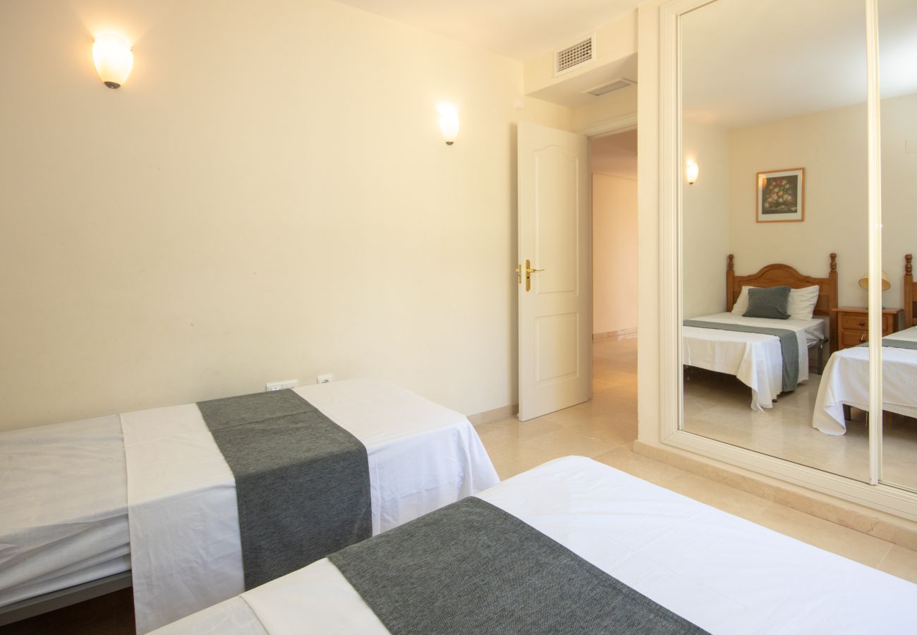 Apartment in Mijas Costa - Two Bedroom Apartment to rent in BellaVista Hills  Calahonda