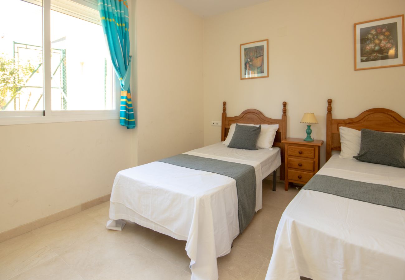 Apartment in Mijas Costa - Two Bedroom Apartment to rent in BellaVista Hills  Calahonda