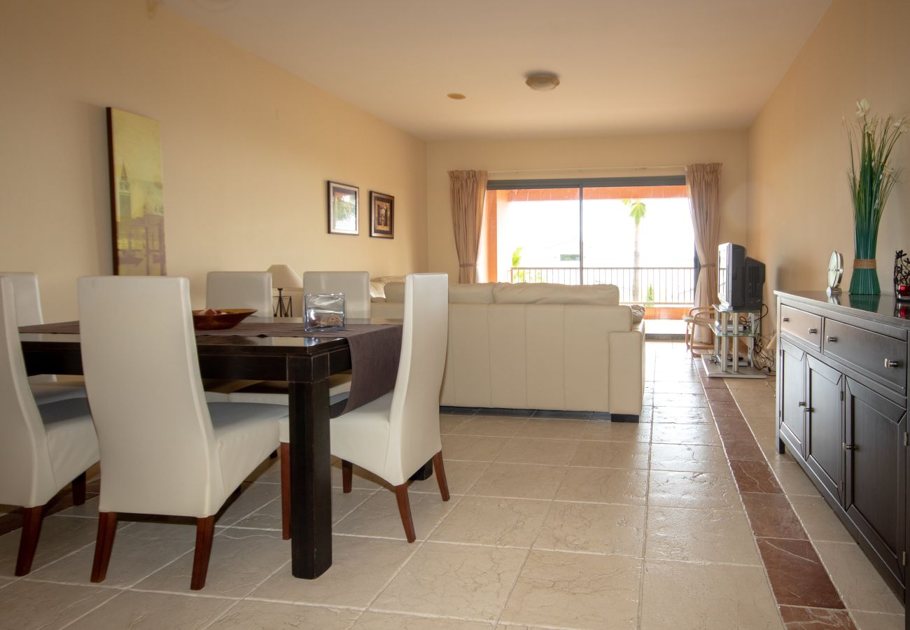 Apartment in Estepona - Luxurious Three Bedroom Apartment in Front Line Golf Complex