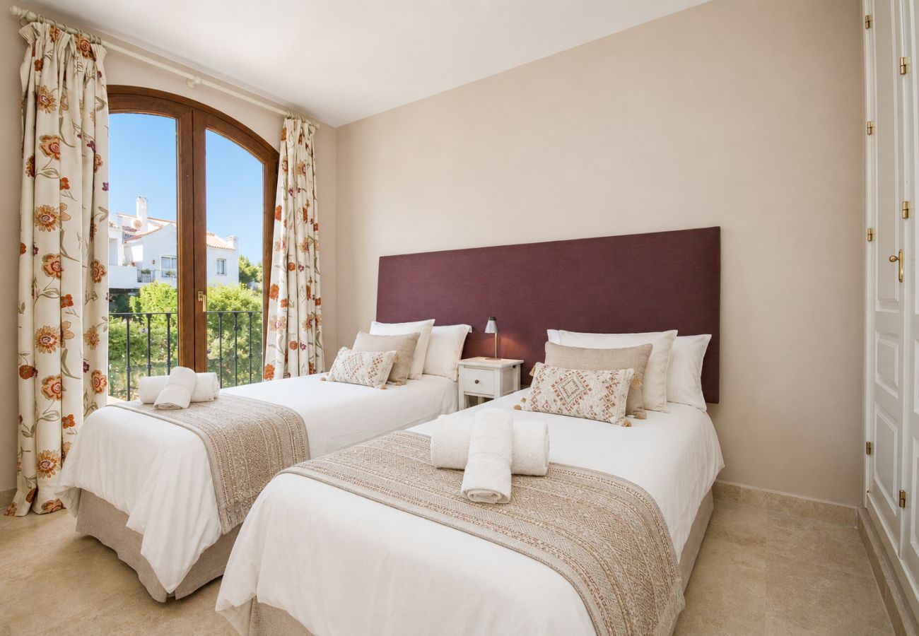 Terraced House in Estepona - Three Bedroom Townhouse Paraiso Hills Benavista