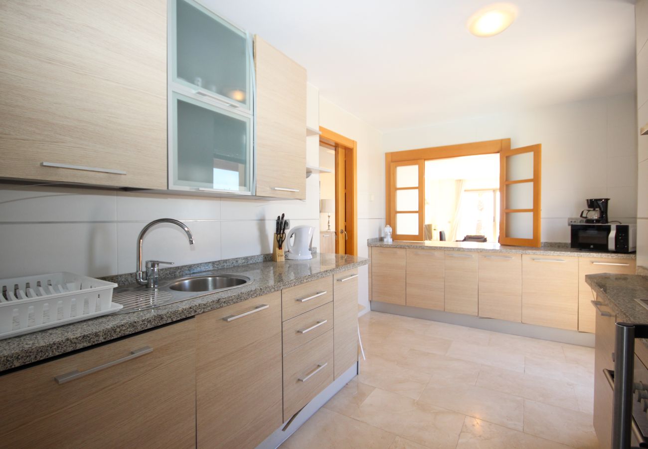 Apartment in Benahavís - 2 Bedroom penthouse near Benahavis with stunning views