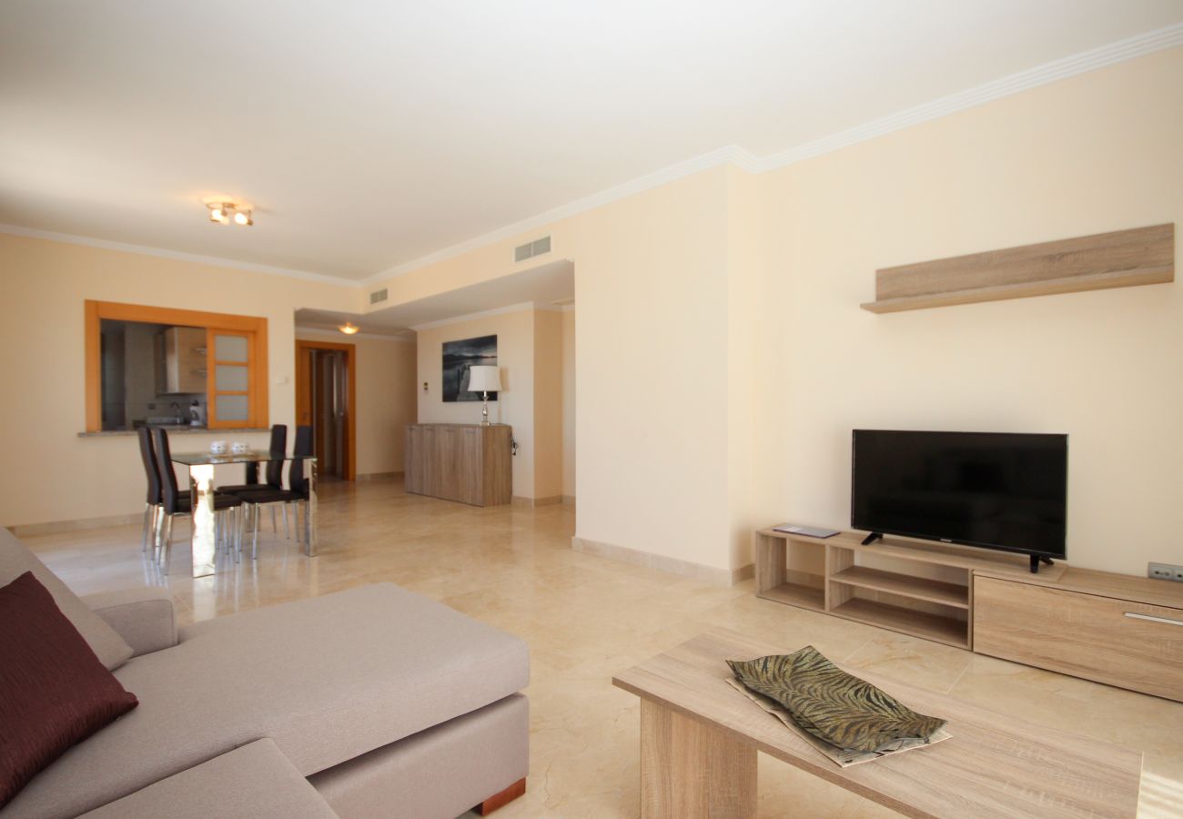 Apartment in Benahavís - 2 Bedroom penthouse near Benahavis with stunning views