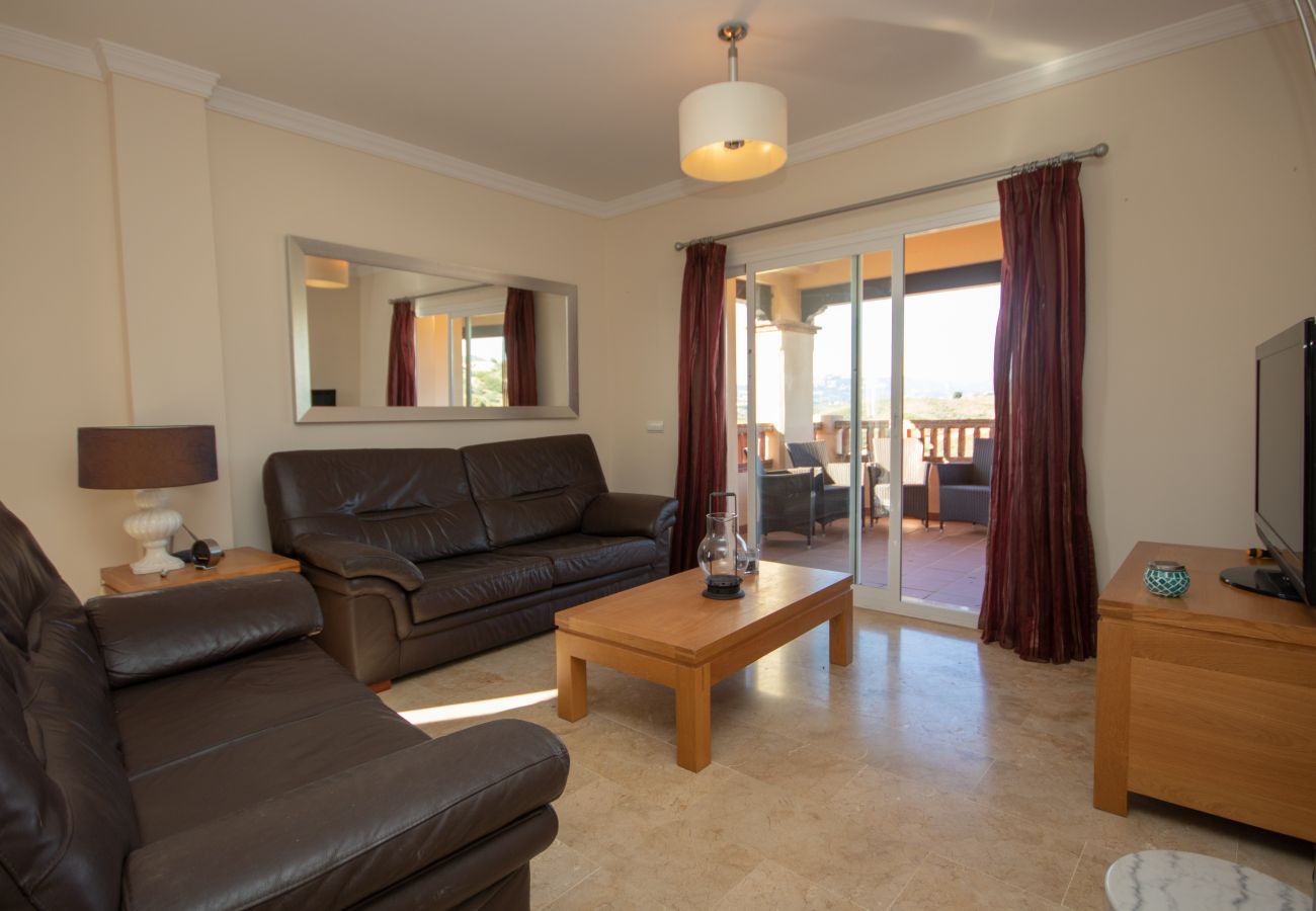 Apartment in Mijas Costa - Two bedroom first floor apartment with mountain views