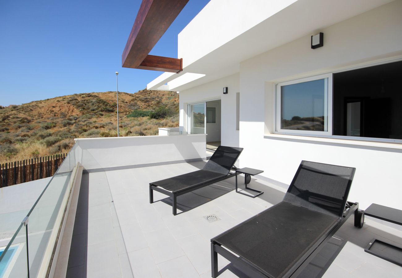 Villa in Mijas Costa - Spectacular 4 bedroom villa front line golf with private pool and sea views La Cala de Mijas