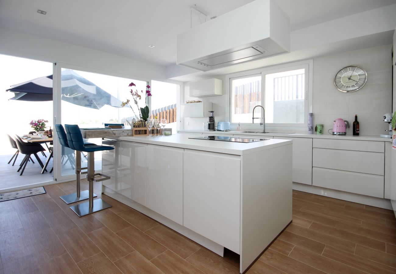 Villa in Mijas Costa - Spectacular 4 bedroom villa front line golf with private pool and sea views La Cala de Mijas