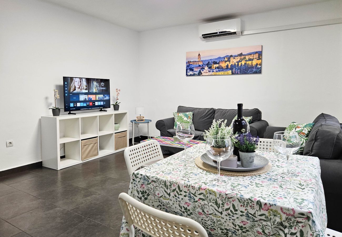 Apartment in Málaga - Two bed apartment in Malaga city centre