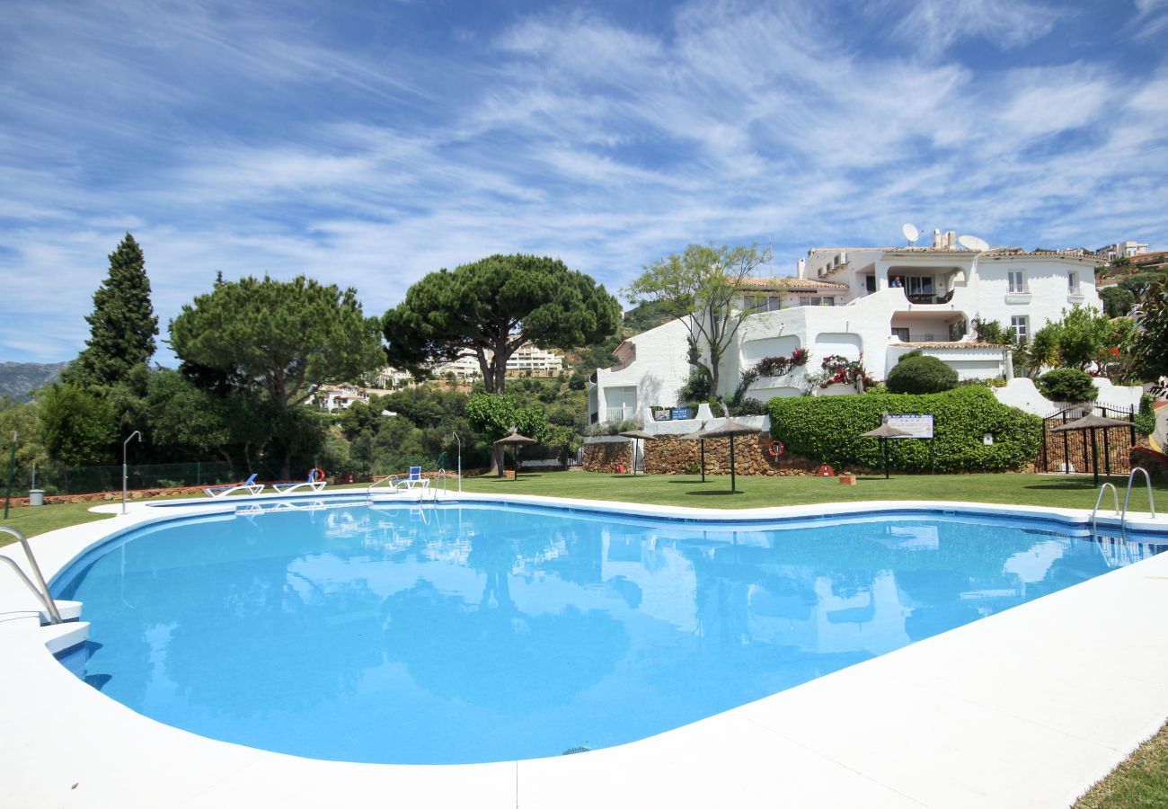 Terraced House in Marbella - Three bedroom town house to rent in Los Altos de Marbella