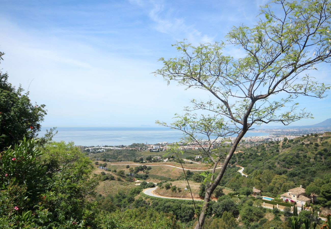 Terraced House in Marbella - Three bedroom town house to rent in Los Altos de Marbella