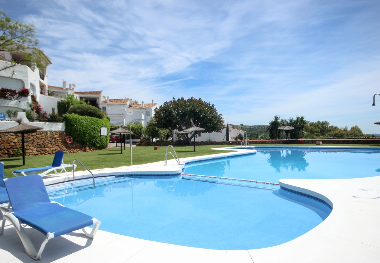 Terraced House in Marbella - Three bedroom town house to rent in Los Altos de Marbella