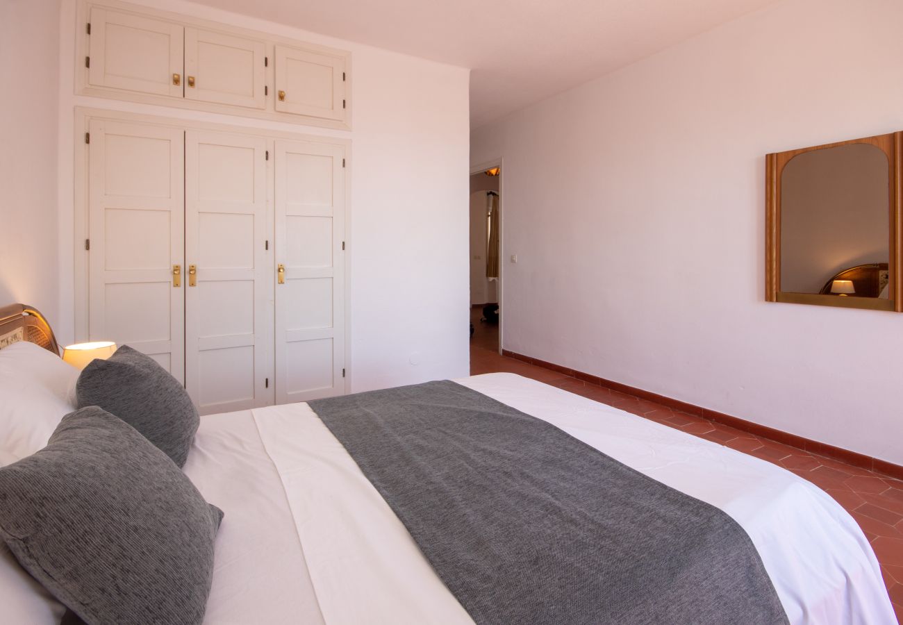 Terraced House in Marbella - Three bedroom town house to rent in Los Altos de Marbella