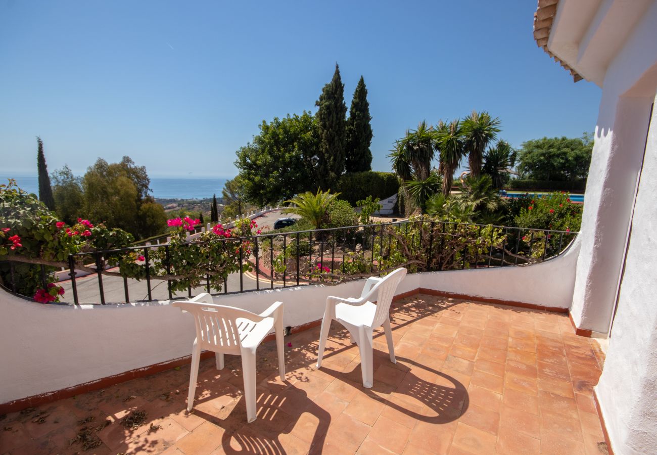 Terraced House in Marbella - Three bedroom town house to rent in Los Altos de Marbella