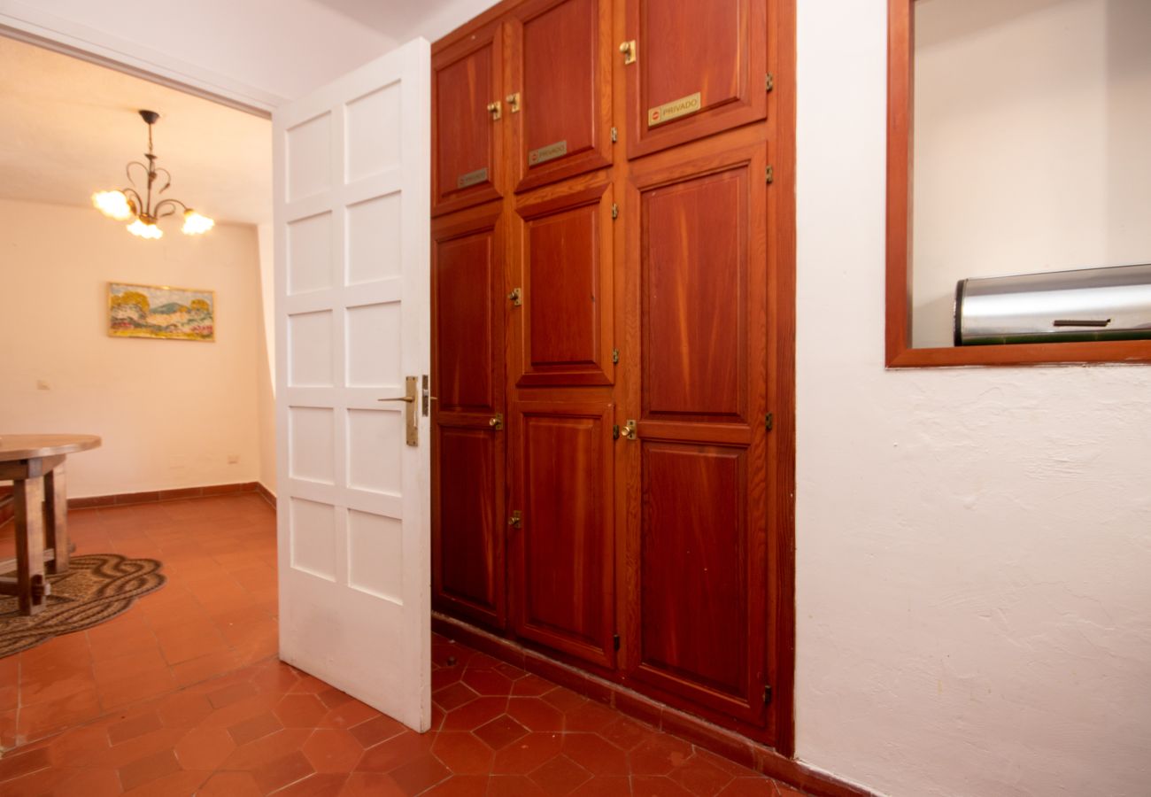 Terraced House in Marbella - Three bedroom town house to rent in Los Altos de Marbella