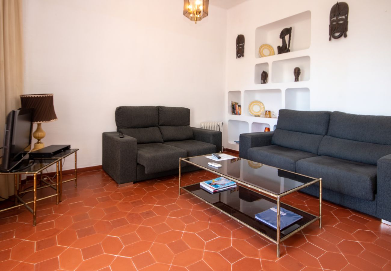 Terraced House in Marbella - Three bedroom town house to rent in Los Altos de Marbella