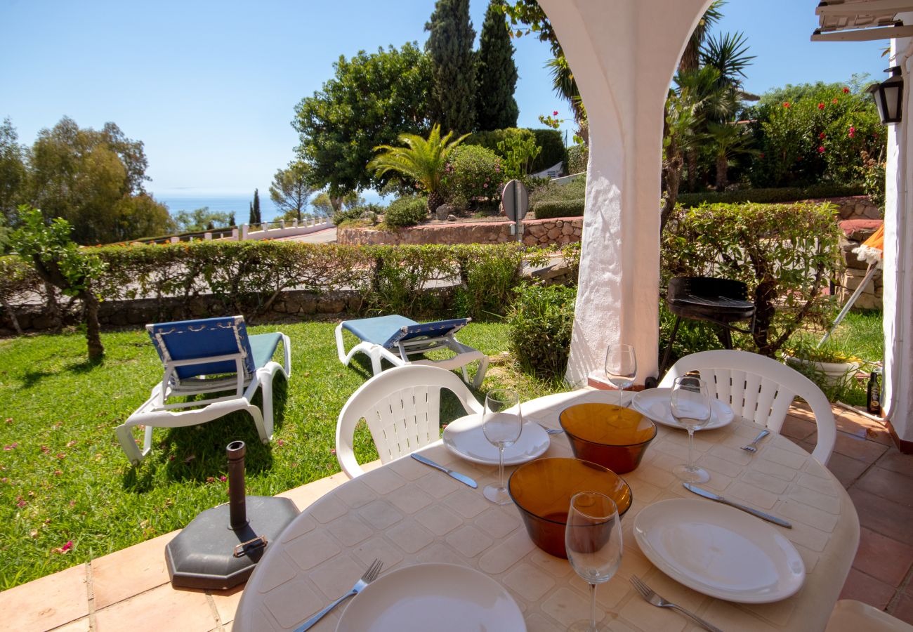 Terraced House in Marbella - Three bedroom town house to rent in Los Altos de Marbella