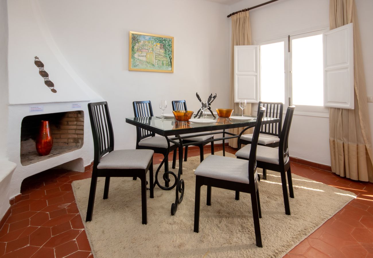 Terraced House in Marbella - Three bedroom town house to rent in Los Altos de Marbella