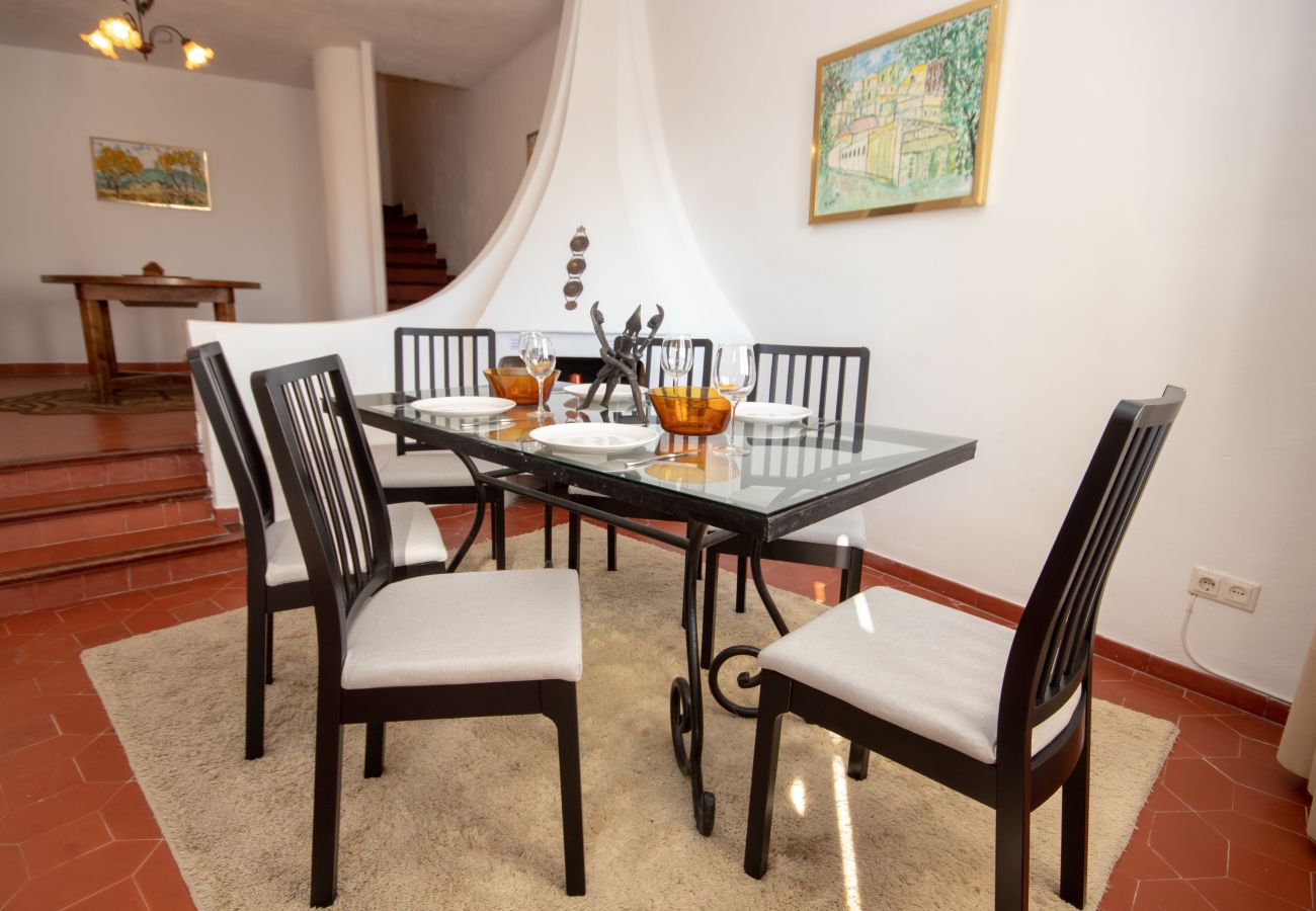Terraced House in Marbella - Three bedroom town house to rent in Los Altos de Marbella