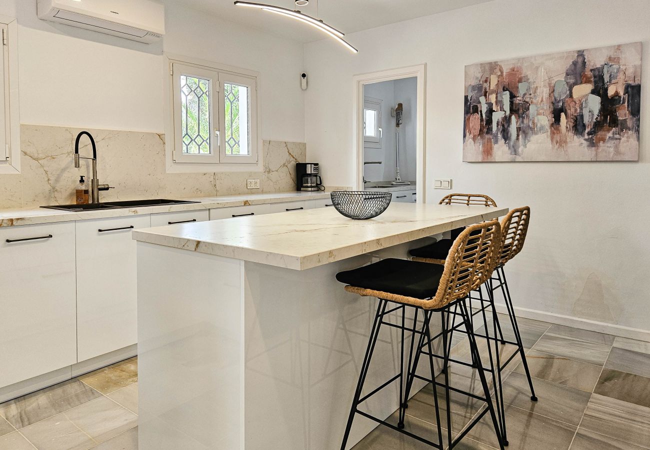 Villa in Mijas Costa - Villa with Private Pool in La Sierrezuela - Villa Las Mariposas