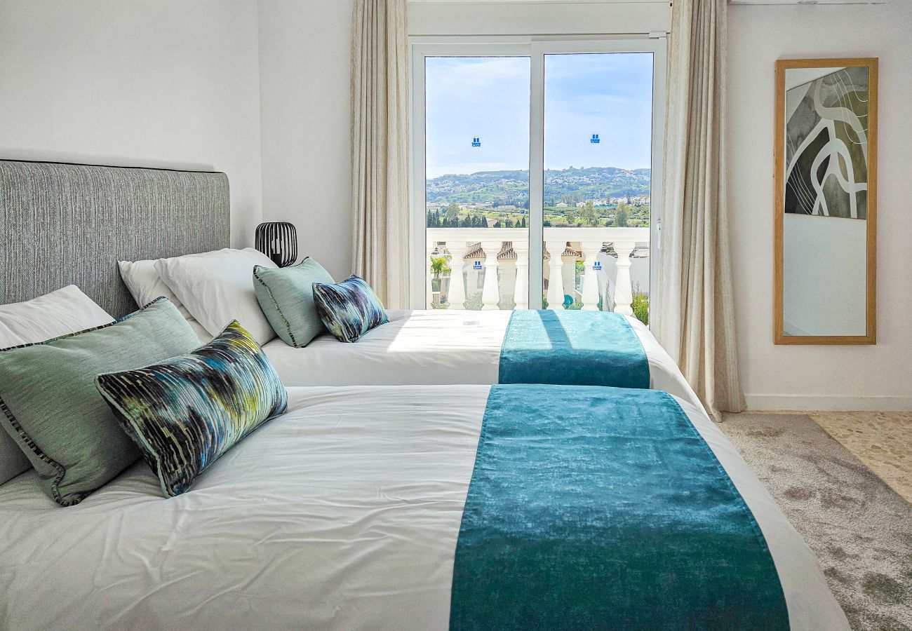 Villa in Mijas Costa - Villa with Private Pool in La Sierrezuela - Villa Las Mariposas