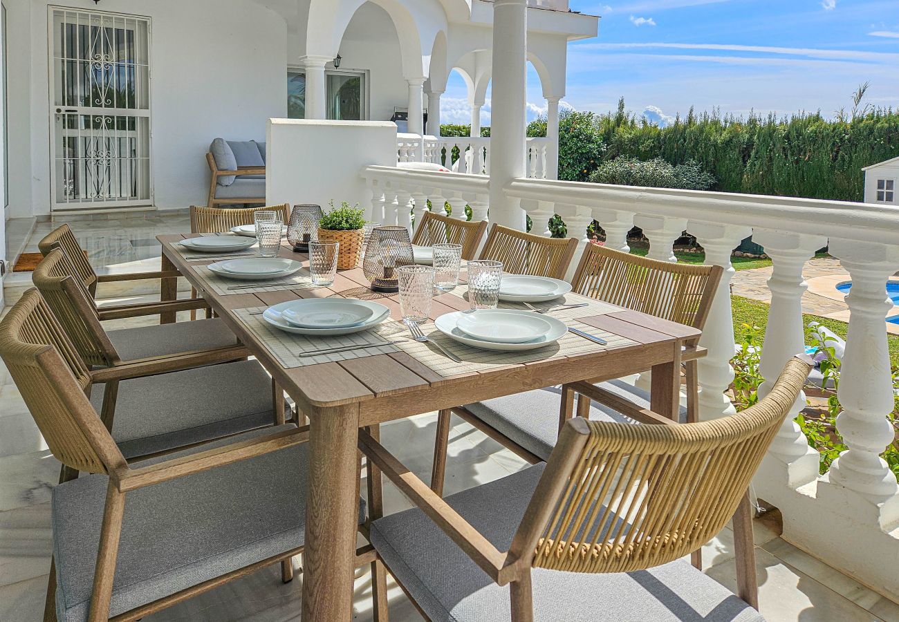 Villa in Mijas Costa - Villa with Private Pool in La Sierrezuela - Villa Las Mariposas