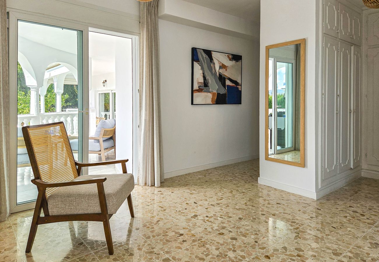 Villa in Mijas Costa - Villa with Private Pool in La Sierrezuela - Villa Las Mariposas